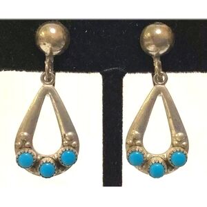 Native American turquoise earrings Screw back Vintage